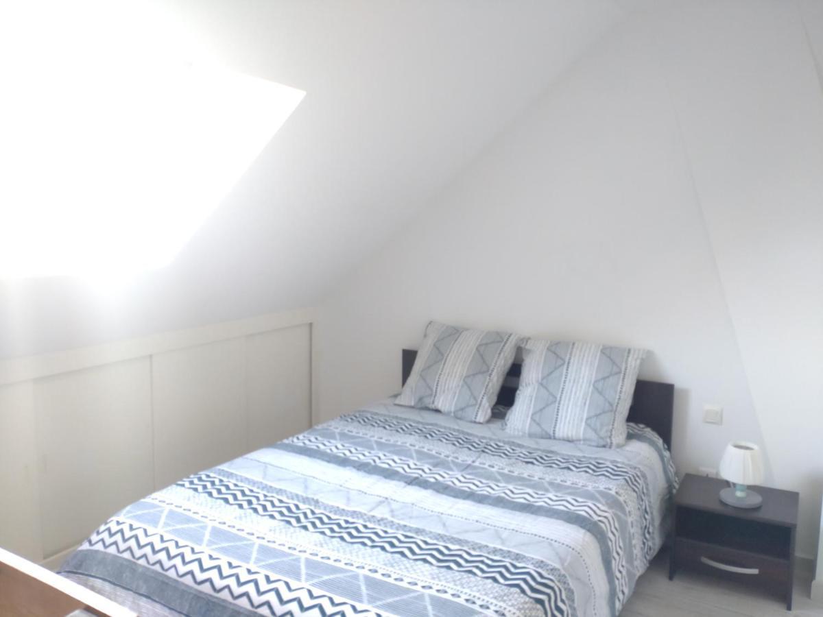 Appartement Quartier calme sur le port de plaisance et le GR34 à Plérin Extérieur photo